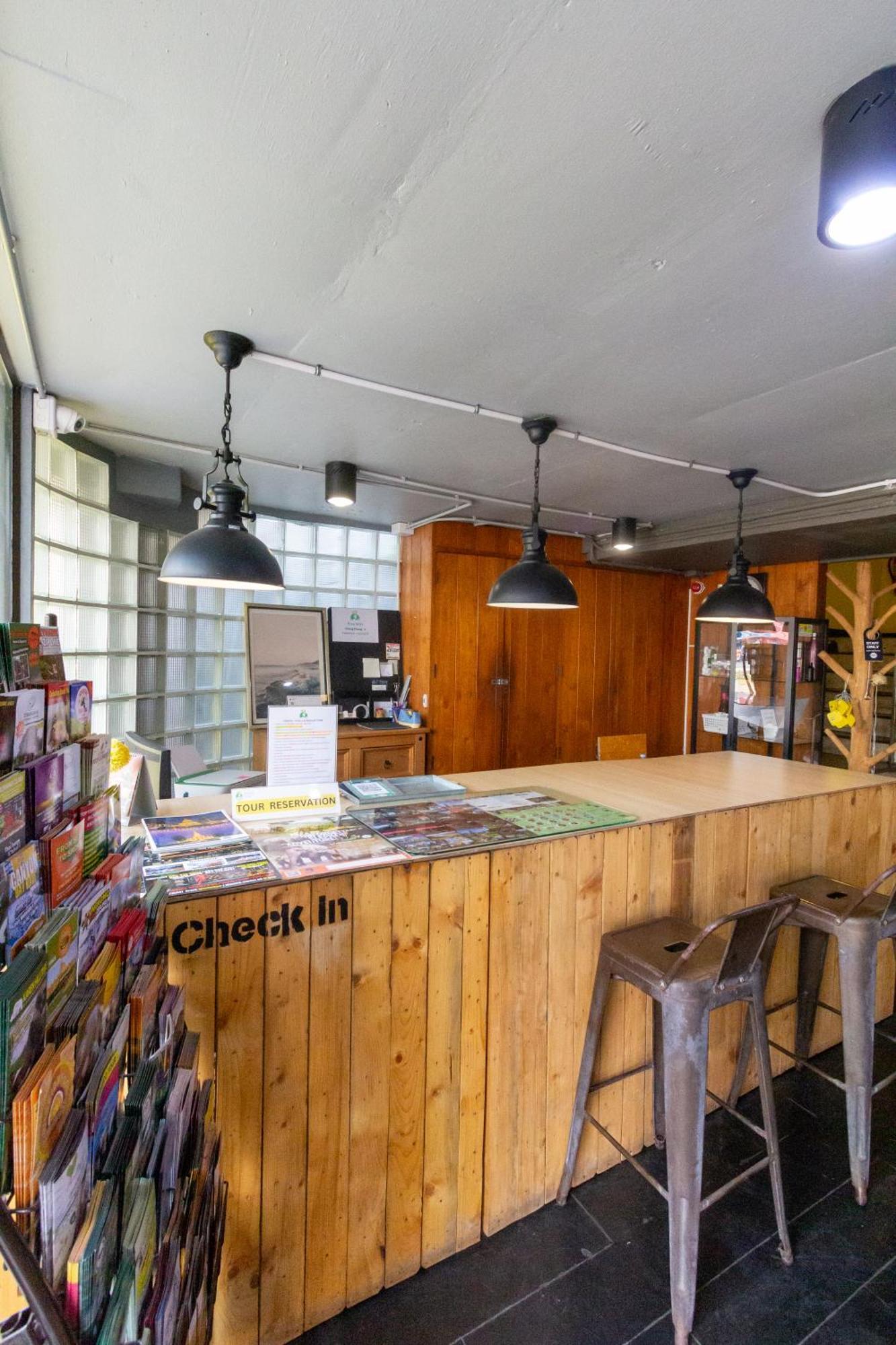 Chang Chang Hostel Chiang Mai Exteriör bild